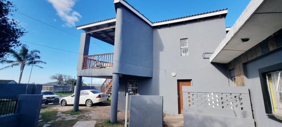 8 Bedroom Property for Sale in Amalinda Eastern Cape
